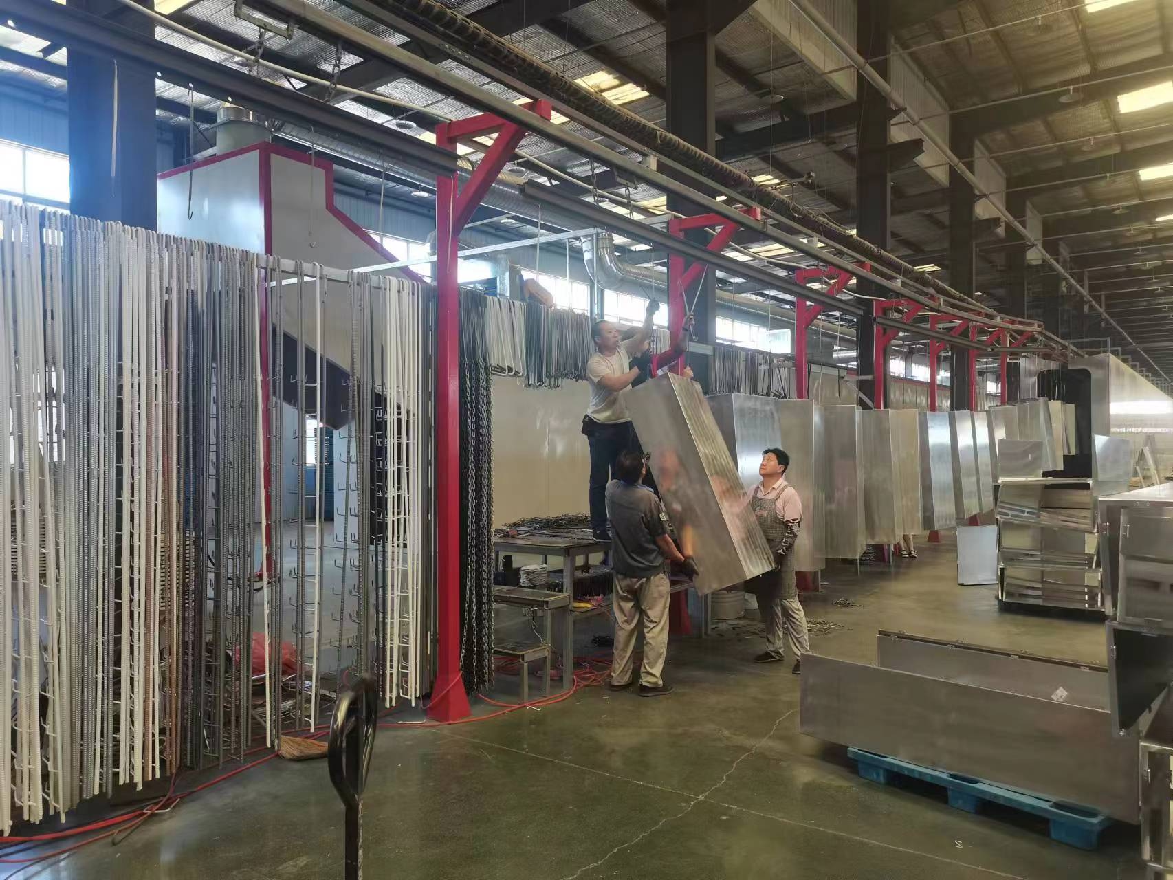 Aluminum panel surface-line loading